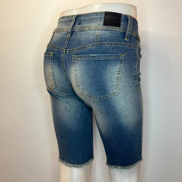 RAMPAGE Women's Denim Curvy Cut Off Shorts - Size 0 - NWT $39 - Picture 3 of 4